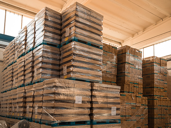 Logistica-di-magazzino-per-trasporto-prodotti-alimentari Logistica-di-magazzino-per-trasporto-prodotti-alimentari
